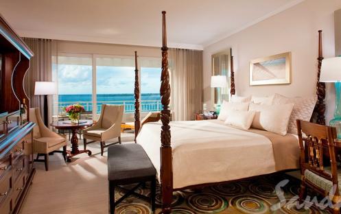 Balmoral Honeymoon Beachfront Penthouse Butler Suite - BP (3)